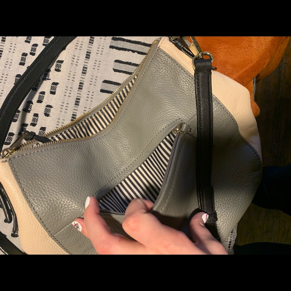 Kate Spade Crossbody - Picture 5 of 10